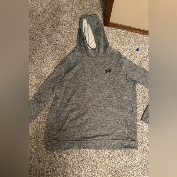 Under armor sweater - Picture 1 of 1